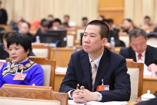 油卡、發(fā)票、年審、罰款!貨運(yùn)司機(jī)心上事,羅鵬代表都上心